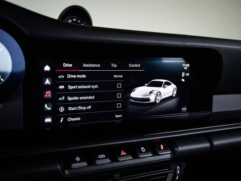 Used 2023 Porsche 911 Carrera T image 18