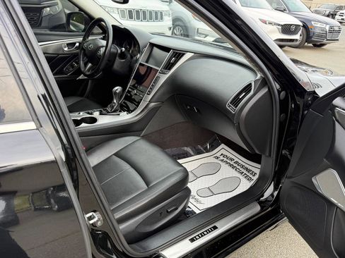 Used 2017 INFINITI Q50 Premium w/ 2.0T Premium Plus Package image 12