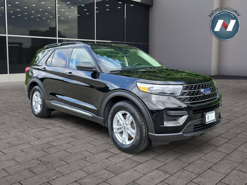 Used 2020 Ford Explorer XLT w/ Class III Trailer Tow Package AWD/4WD image 7