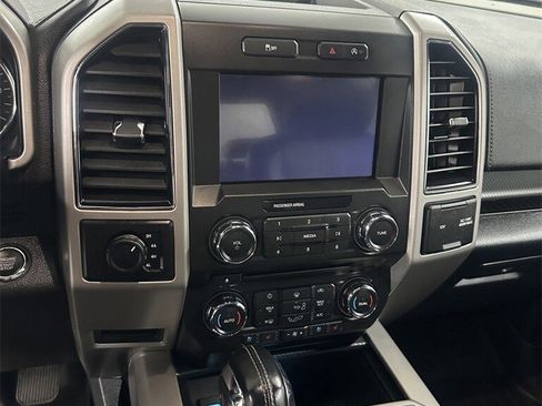 Used 2018 Ford F150 Lariat image 20