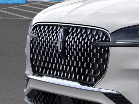 New 2025 Lincoln Aviator Reserve w/ Equipment Group 201A image 17