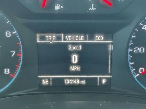 Used 2018 Chevrolet Malibu LT w/ LPO, Convenience Package 2 image 28