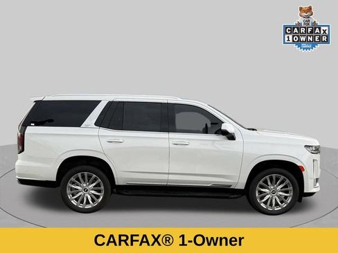 Used 2023 Cadillac Escalade Premium Luxury w/ LPO, Floor Liner Package AWD/4WD image 3