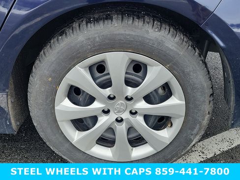 Used 2024 Toyota Corolla LE image 9