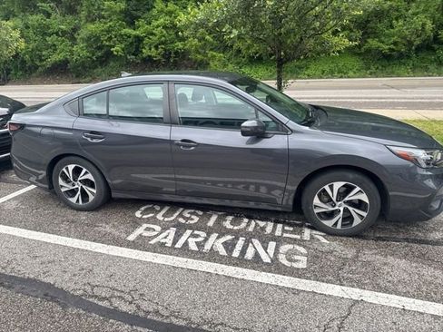 Used 2024 Subaru Legacy Premium AWD/4WD image 9