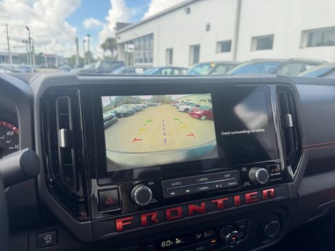 Used 2026 Nissan Frontier PRO-4X AWD/4WD image 23