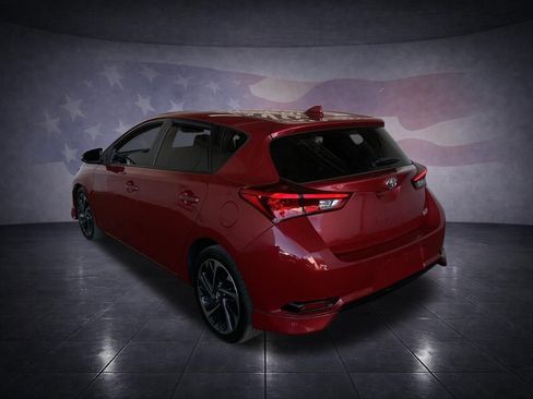 Used 2018 Toyota Corolla iM w/ All-Weather Mat Package image 3