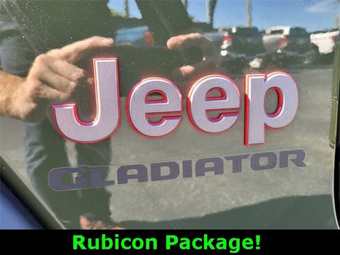 Used 2022 Jeep Gladiator Rubicon w/ Trailer Tow Package image 12
