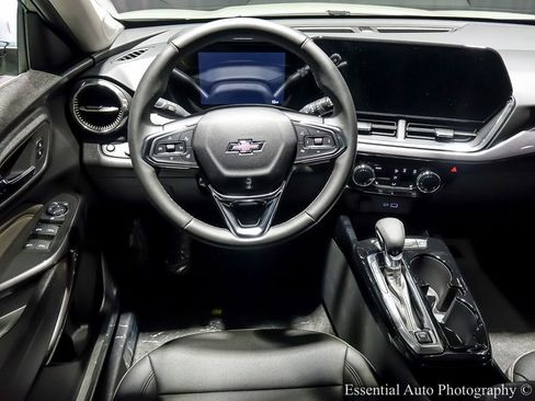 New 2026 Chevrolet Trax ACTIV w/ Driver Confidence Package FWD image 13