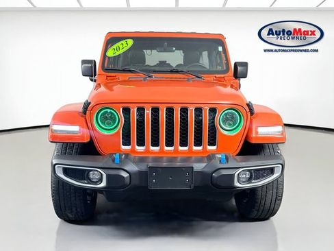 Used 2023 Jeep Wrangler Unlimited Sahara w/ Cold Weather Group AWD/4WD image 7