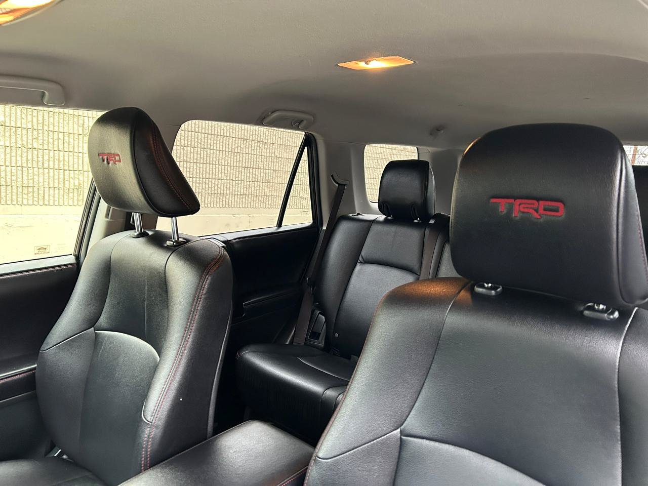Used 2018 Toyota 4Runner TRD Off-Road Premium AWD/4WD image 11
