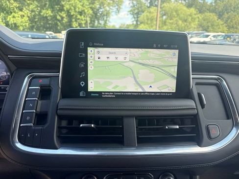 Used 2024 Chevrolet Suburban Z71 w/ Luxury Package AWD/4WD image 6