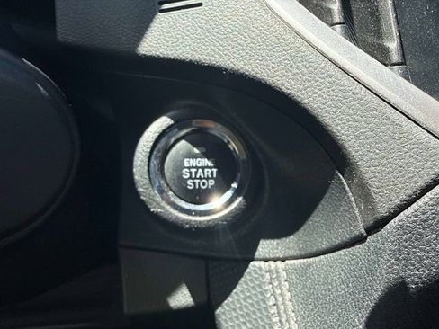 Used 2023 Subaru Forester Premium AWD/4WD image 27