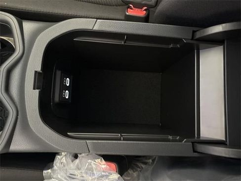 Used 2025 Toyota RAV4 LE image 23