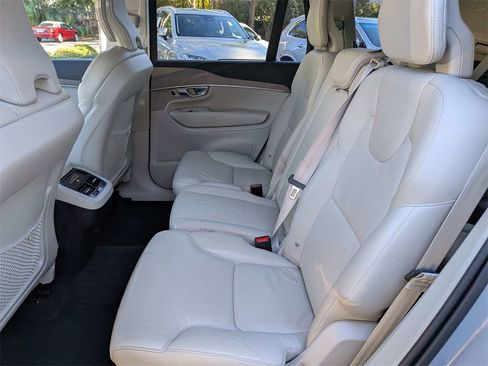 Certified 2024 Volvo XC90 B6 Core w/ Protection Package Premier image 15