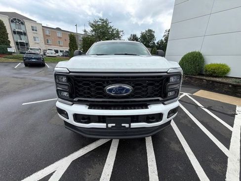 Used 2024 Ford F250 XL w/ STX Appearance Package AWD/4WD image 2