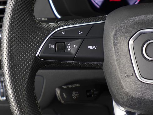 Used 2022 Audi SQ5 Premium Plus w/ Premium Plus Package image 30