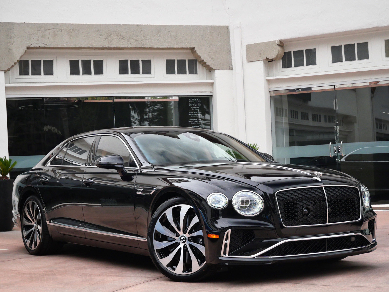 New 2026 Bentley Flying Spur V8 AWD/4WD image 1