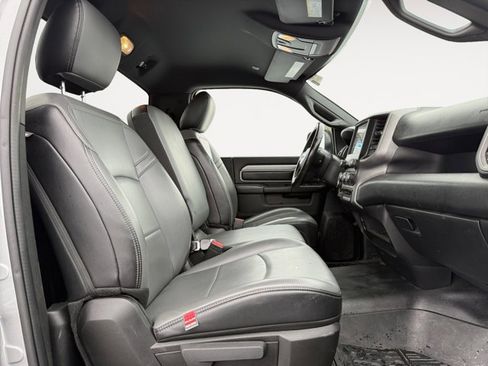 Used 2021 RAM 3500 Tradesman w/ Chrome Appearance Group image 16