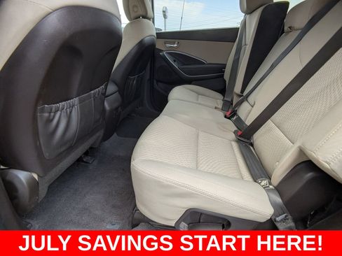Used 2019 Hyundai Santa Fe XL SE FWD image 18