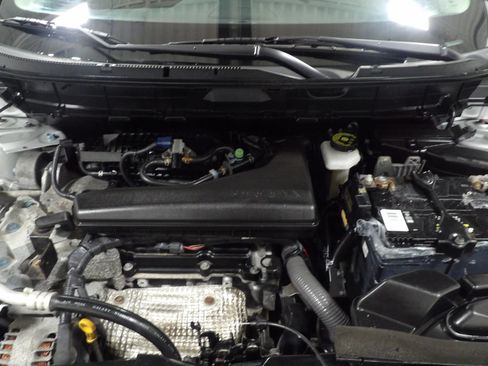 Used 2018 Nissan Rogue SL AWD/4WD image 23