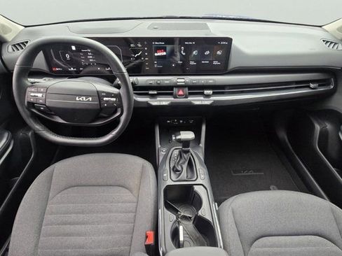 Used 2025 Kia K4 EX FWD image 36