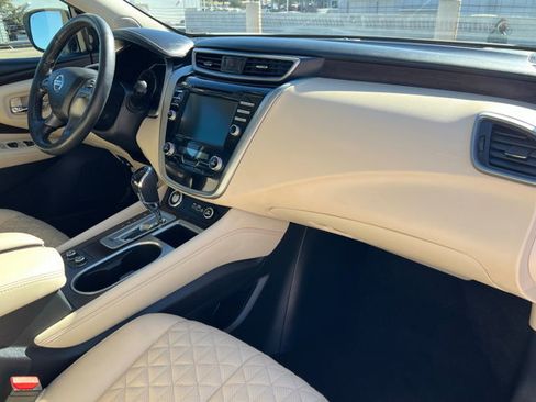 Used 2021 Nissan Murano Platinum w/ Cargo Package image 24