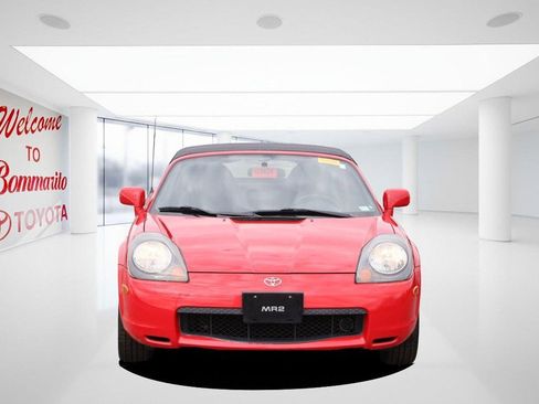 Used 2000 Toyota MR2 image 4