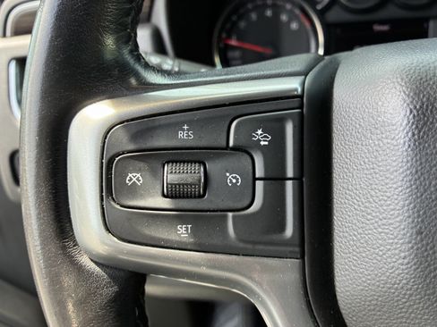 Used 2022 Chevrolet Suburban LS w/ Driver Alert Package image 30