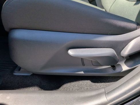Used 2025 Toyota RAV4 LE FWD image 16