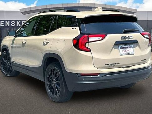 Used 2023 GMC Terrain SLT w/ Infotainment Package II AWD/4WD image 14