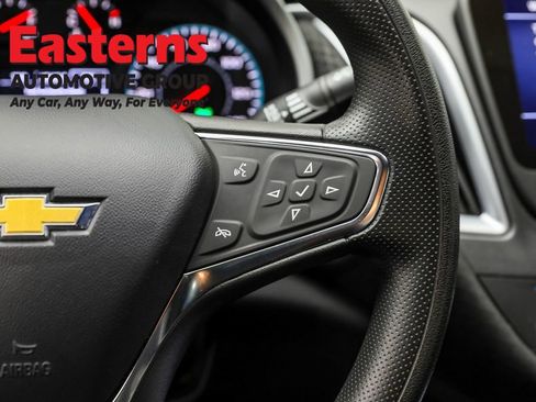 Used 2024 Chevrolet Malibu LT image 16