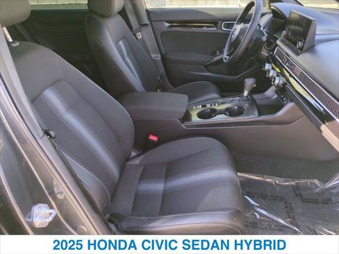Used 2025 Honda Civic Sport image 25