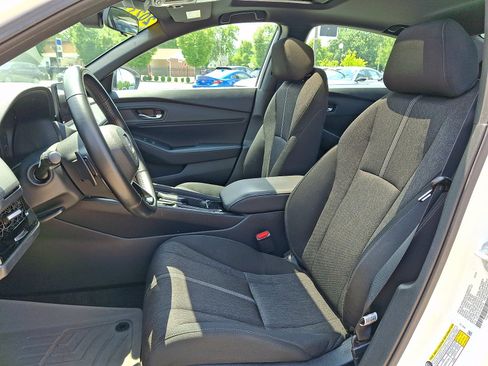 Used 2023 Honda Accord Sport image 13