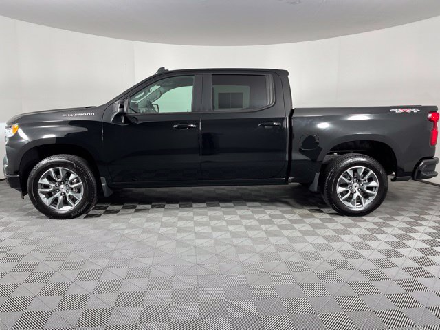 Used 2025 Chevrolet Silverado 1500 RST AWD/4WD image 7