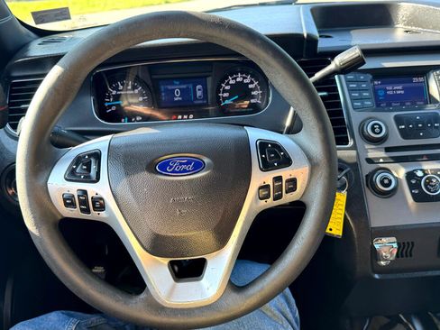 Used 2016 Ford Taurus Police Interceptor AWD image 13