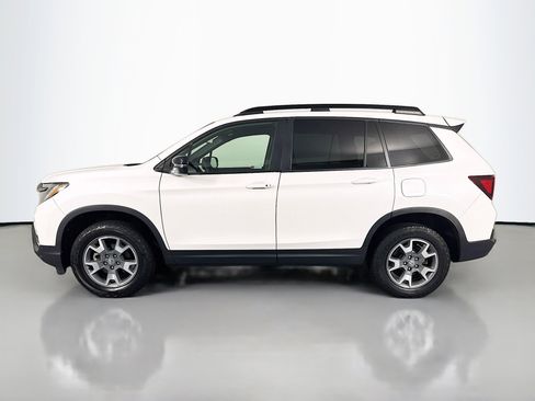 Certified 2023 Honda Passport TrailSport image 8