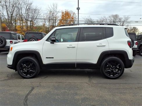 Certified 2023 Jeep Renegade Altitude w/ Convenience Group I image 4