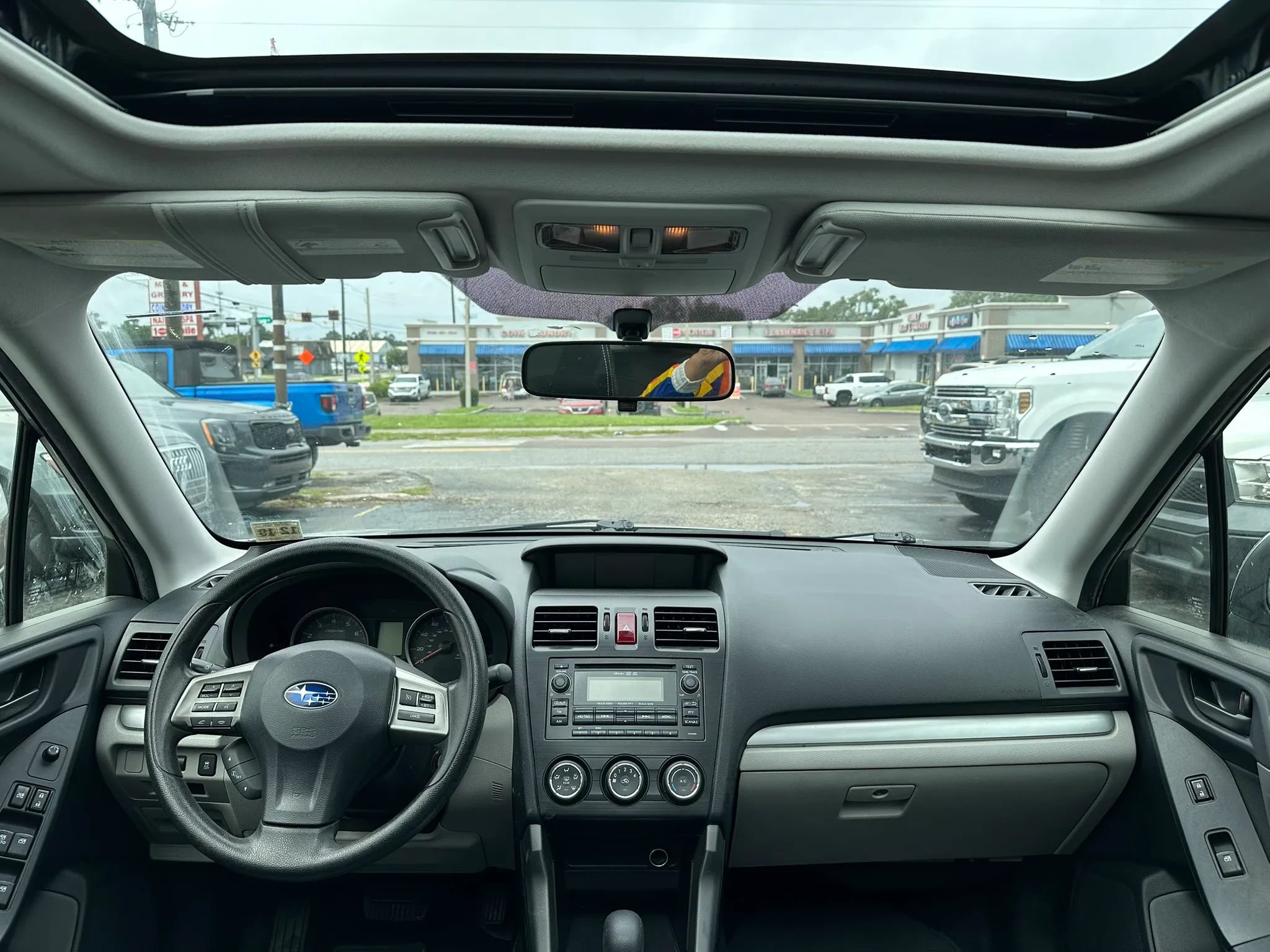 Used 2015 Subaru Forester 2.5i Premium w/ All-Weather Package AWD/4WD image 10