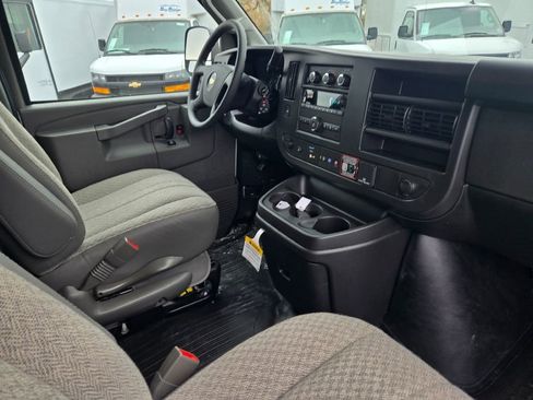 New 2025 Chevrolet Express 3500 Extended w/ Driver Convenience Package image 5