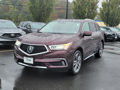 Used 2017 Acura MDX SH-AWD w/ Advance Package image 2