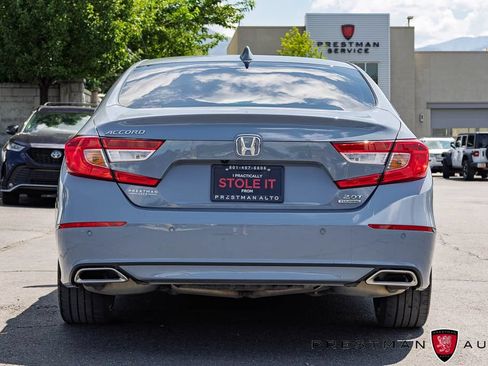 Used 2022 Honda Accord Touring image 18