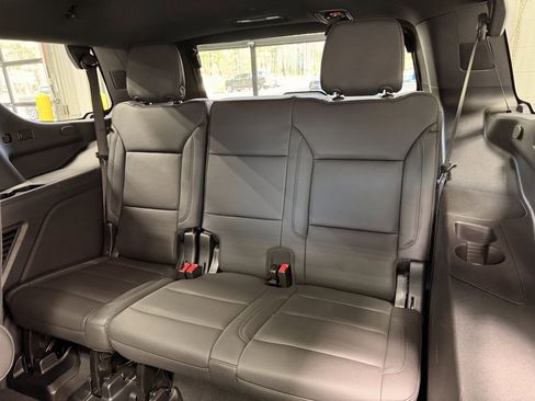 Used 2024 Chevrolet Tahoe Z71 image 13