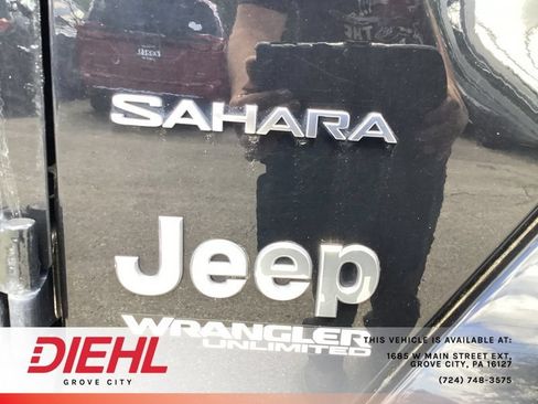Used 2018 Jeep Wrangler Unlimited Sahara w/ Uconnect 4C Nav & Sound Group AWD/4WD image 7