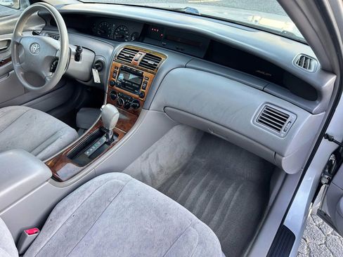 Used 2003 Toyota Avalon XL image 10