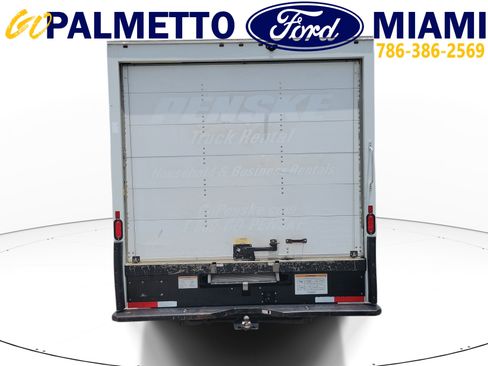 Used 2021 GMC Savana 3500 Extended w/ Power Convenience Package RWD image 5