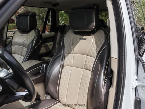 Used 2019 Land Rover Range Rover Long Wheelbase Supercharged AWD/4WD image 46