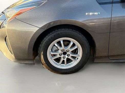 Used 2017 Toyota Prius Four w/ Advanced Technology Package image 23