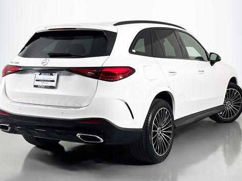New 2026 Mercedes-Benz GLC 300 image 11