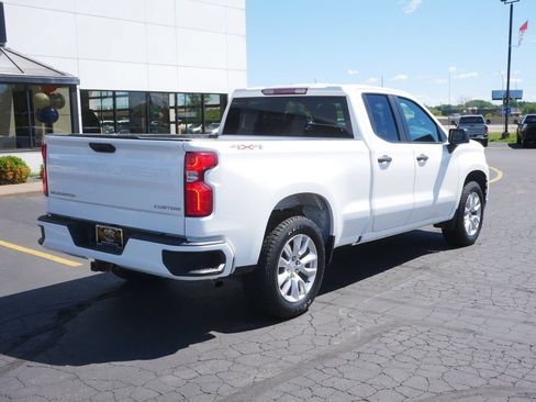 Used 2020 Chevrolet Silverado 1500 Custom w/ Trailering Package AWD/4WD image 11
